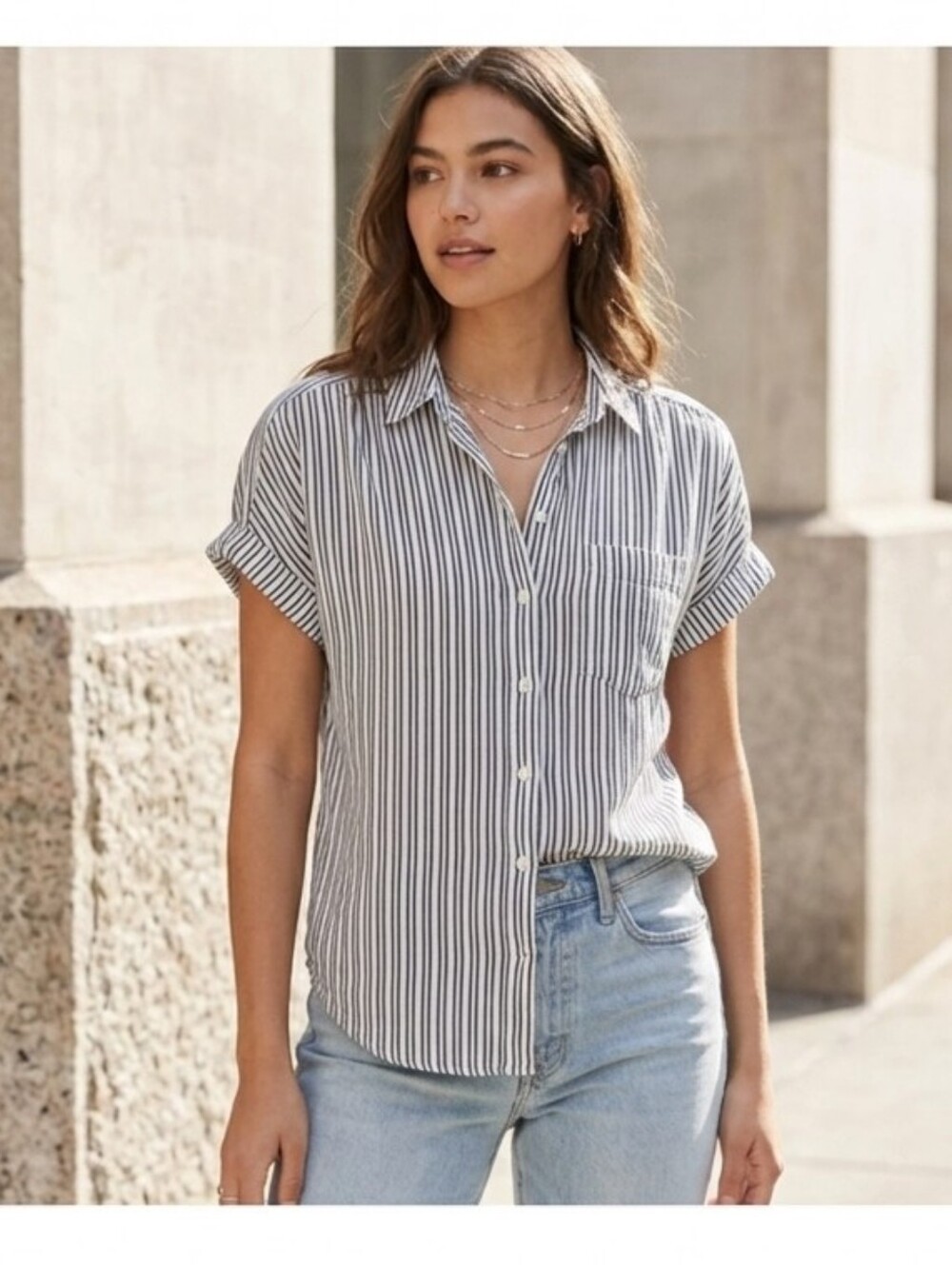 UNIVERSAL THREADS  striped short sleeve button down top XS Soft lightweight